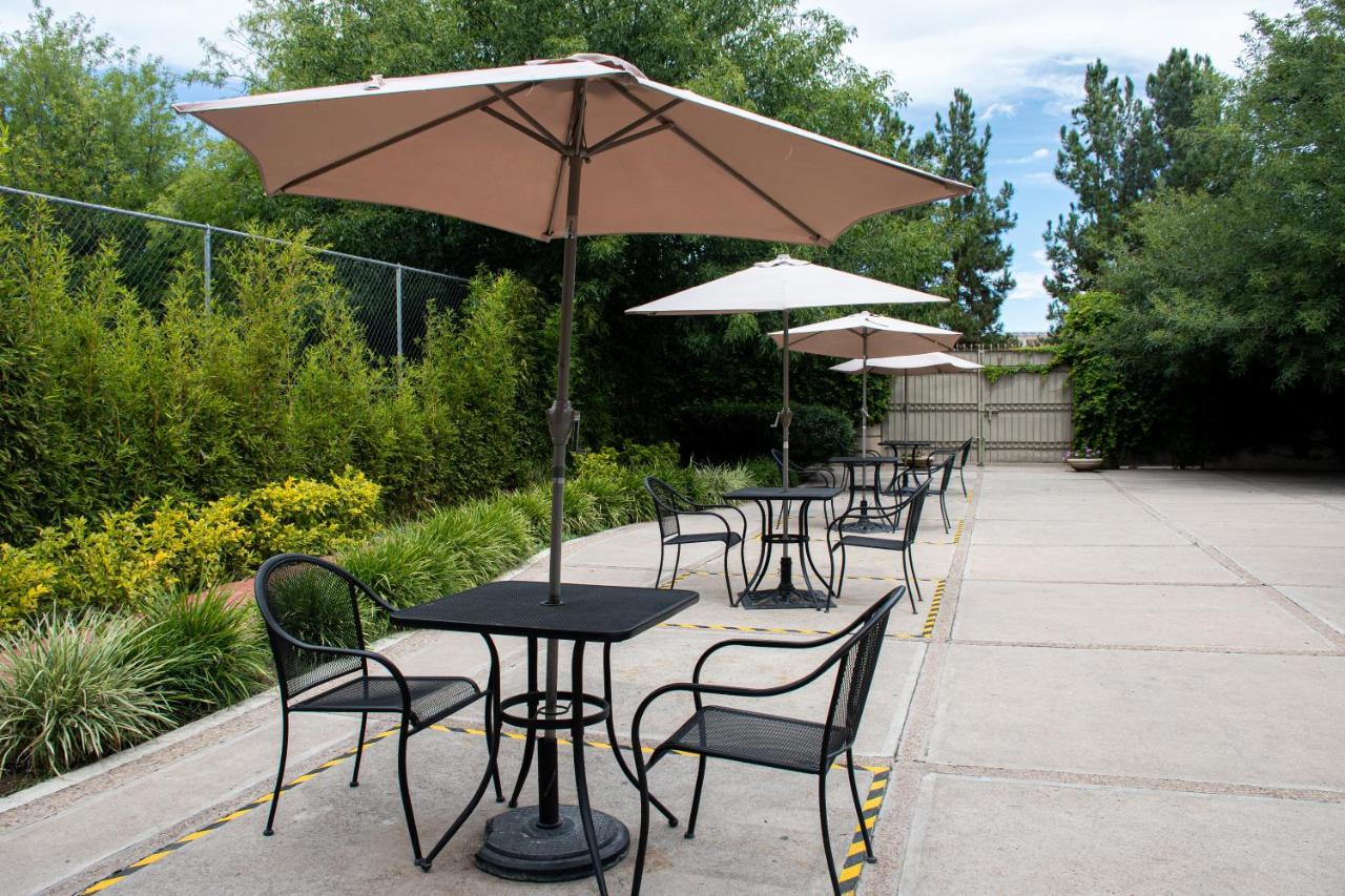 Hotel Victoria Express Durango Exterior photo